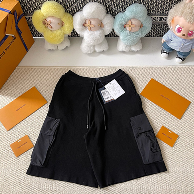 lv louis vuitton embossed patch drawstring cargo shorts
